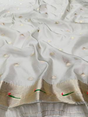 Grey zari woven paithani organza silk blend saree with blouse piece 4