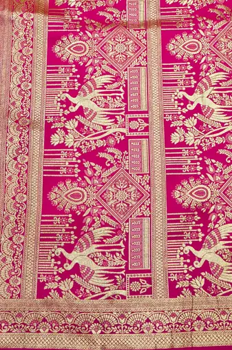 Peach zari woven silk blend saree with blouse piece