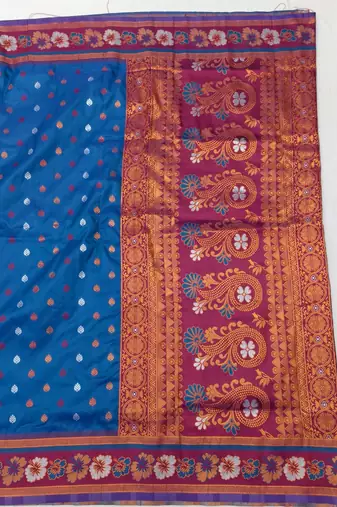 Blue zari woven silk blend saree with blouse piece