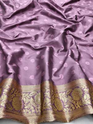 Purple zari woven silk blend saree with blouse piece 4