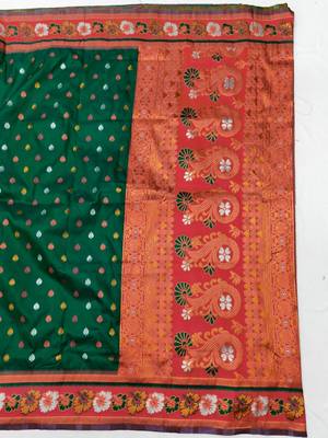Green zari woven silk blend saree with blouse piece 2