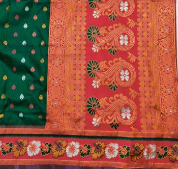 Green zari woven silk blend saree with blouse piece 5