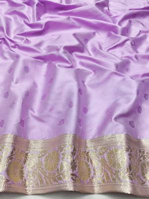 Lavender zari woven silk blend saree with blouse piece 4
