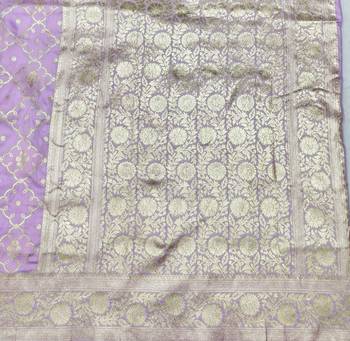 Lavender zari woven silk blend saree with blouse piece 5