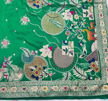 Green zari woven silk blend saree with blouse piece 5