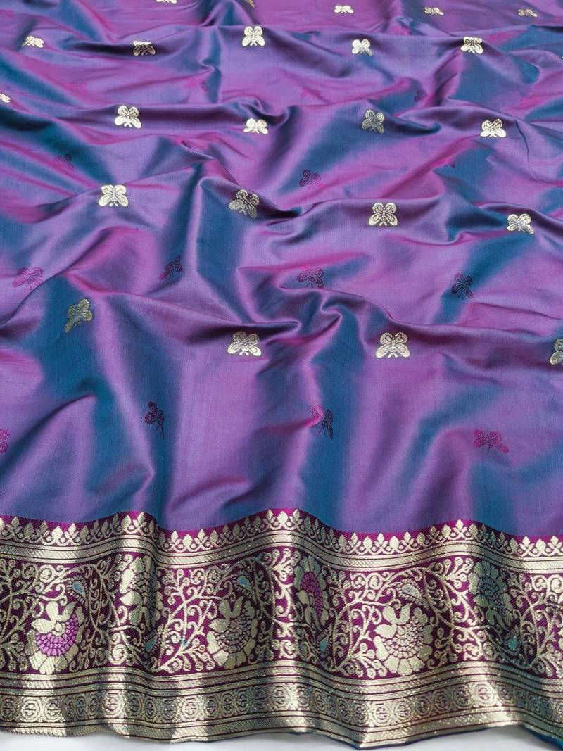 Light purple zari woven banarasi silk blend saree with blouse piece
