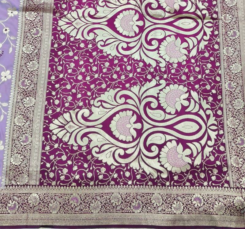 Light purple zari woven banarasi silk blend saree with blouse piece