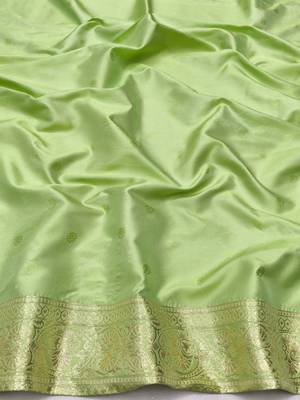 Light green zari woven silk blend saree with blouse piece 4