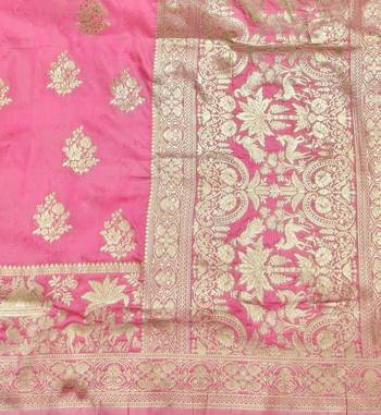 Pink zari woven silk blend saree with blouse piece 5