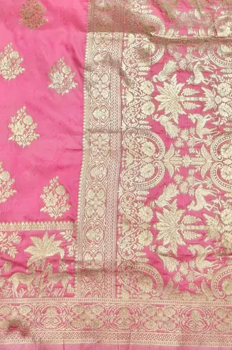Pink zari woven silk blend saree with blouse piece