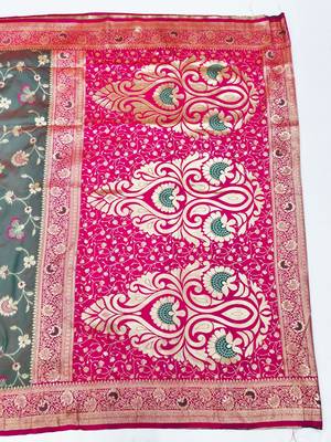 Lavender zari woven silk blend saree with blouse piece 2