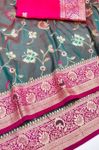 Lavender zari woven silk blend saree with blouse piece