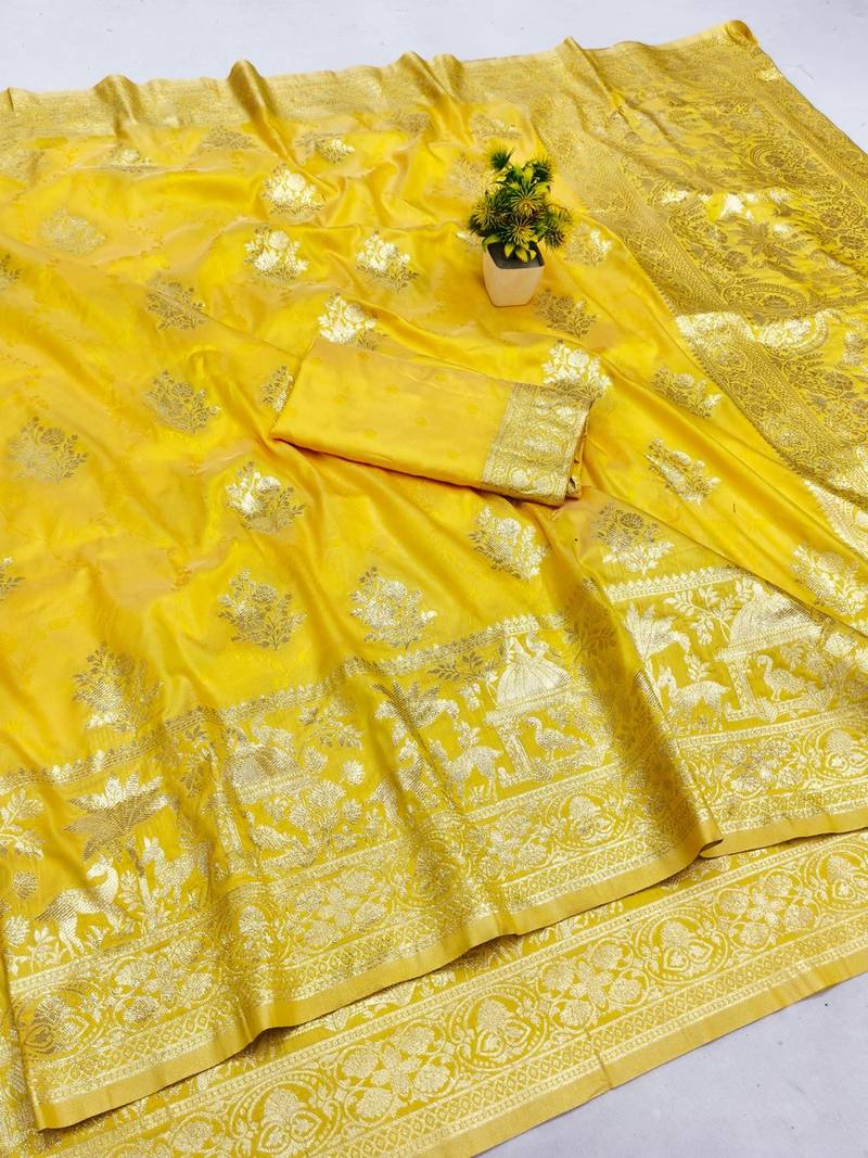 Gold zari woven banarasi silk blend saree with blouse piece