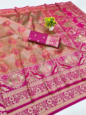 Peach zari woven silk blend saree with blouse piece 1