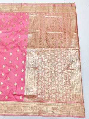 Pink zari woven silk blend saree with blouse piece 2