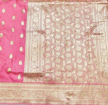 Pink zari woven silk blend saree with blouse piece 5