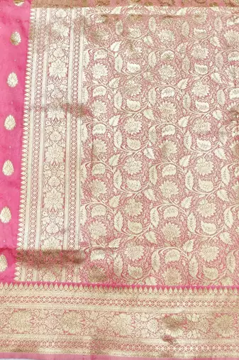 Pink zari woven silk blend saree with blouse piece