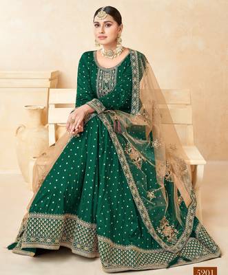 Green Taffeta Silk Butti Anarkali Suit 3