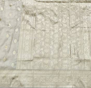 Cream zari woven silk blend saree with blouse piece 5