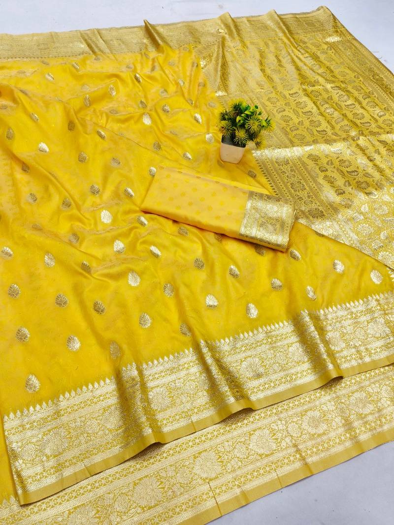 Gold zari woven banarasi silk blend saree with blouse piece