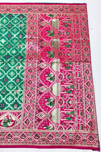 Rama zari woven silk blend saree with blouse piece