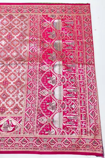 Peach zari woven silk blend saree with blouse piece