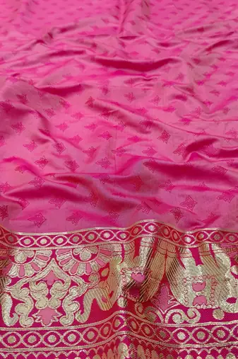 Pink zari woven silk blend saree with blouse piece