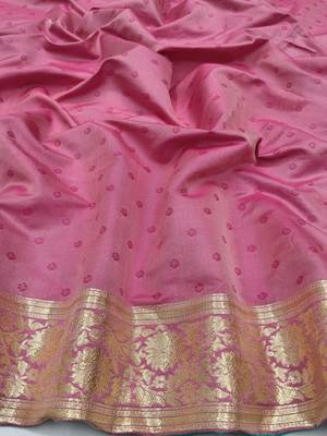 Pink zari woven silk blend saree with blouse piece 4