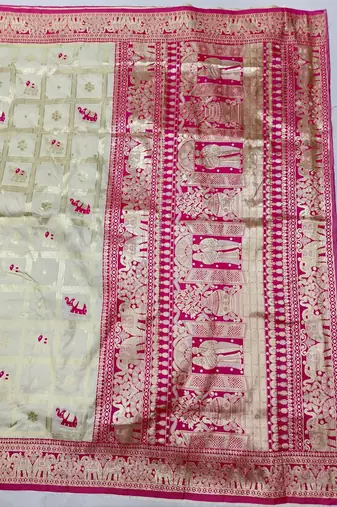 Cream zari woven silk blend saree with blouse piece