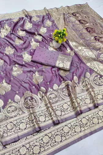 Purple zari woven silk blend saree with blouse piece