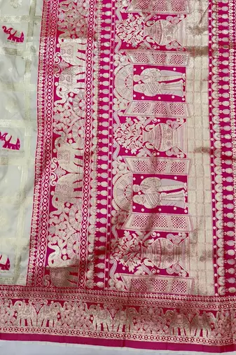 Cream zari woven silk blend saree with blouse piece