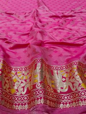 Yellow zari woven silk blend saree with blouse piece 4