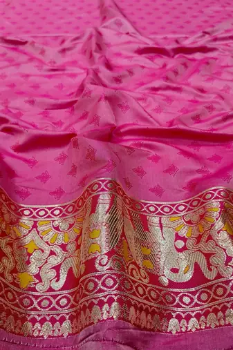 Yellow zari woven silk blend saree with blouse piece