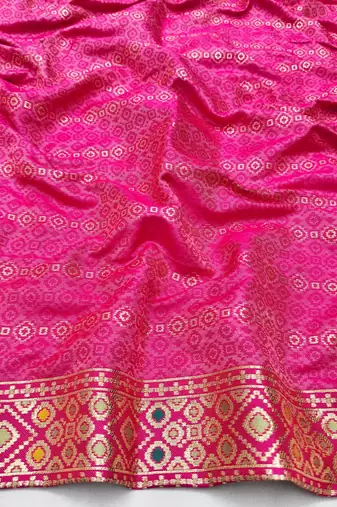 Light green zari woven patola silk blend saree with blouse piece