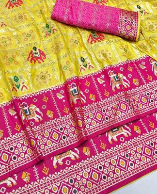 Gold zari woven patola silk blend saree with blouse piece 3
