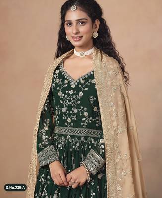 GREEN ZARI WORK GEORGETTE GOWN  3