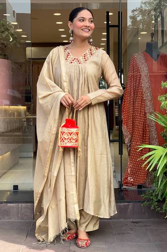 Cream chanderi silk sequin embroidery kurta set with dupatta | readymade suit