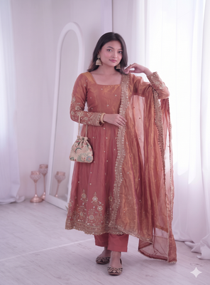peach embroidered anarkali suit set with dupatta 4