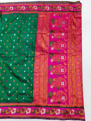 Rama zari woven silk blend saree with blouse piece 2