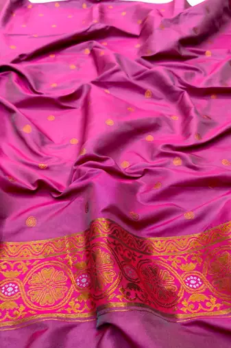 Rama zari woven silk blend saree with blouse piece