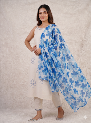 Women s off-white straight cotton kurta pant set with floral organza dupatta set 1