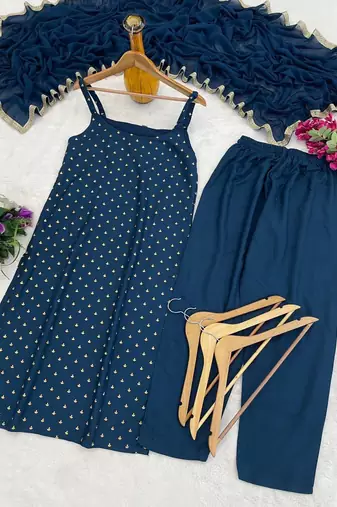 Womens new elegant teal embroidered kurti with matching bottom set