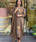 Women brown geometric embroidered straight kurta with pants and dupatta set