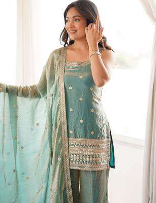 Elegant green freindy silk short kurti bell bottom plazzo set with embroidered dupatta 4