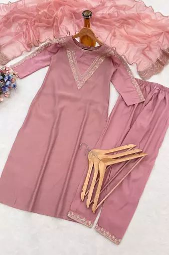 New womens peach straight cut kurta set with scalloped embroidered organza dupatta set