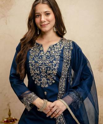 Petrol color chanderi partywear readymade salwar kameez for graceful looks 3
