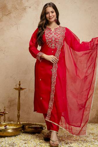 Red color chanderi partywear readymade salwar kameez for graceful looks