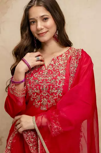 Red color chanderi partywear readymade salwar kameez for graceful looks