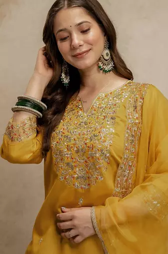 Yellow color chanderi partywear readymade salwar kameez for graceful looks