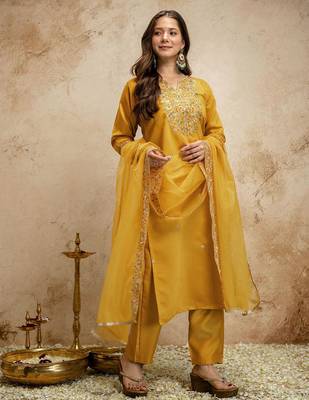 Yellow color chanderi partywear readymade salwar kameez for graceful looks 5